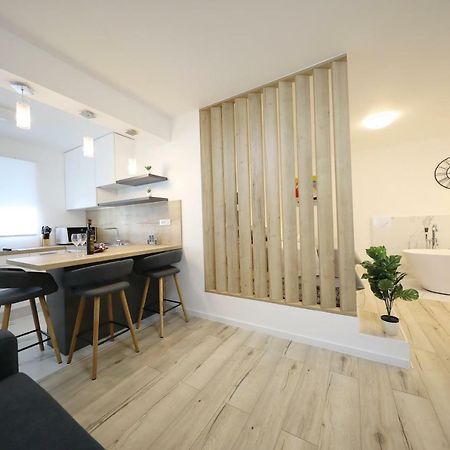 Sens Apartments Zadar Eksteriør bilde